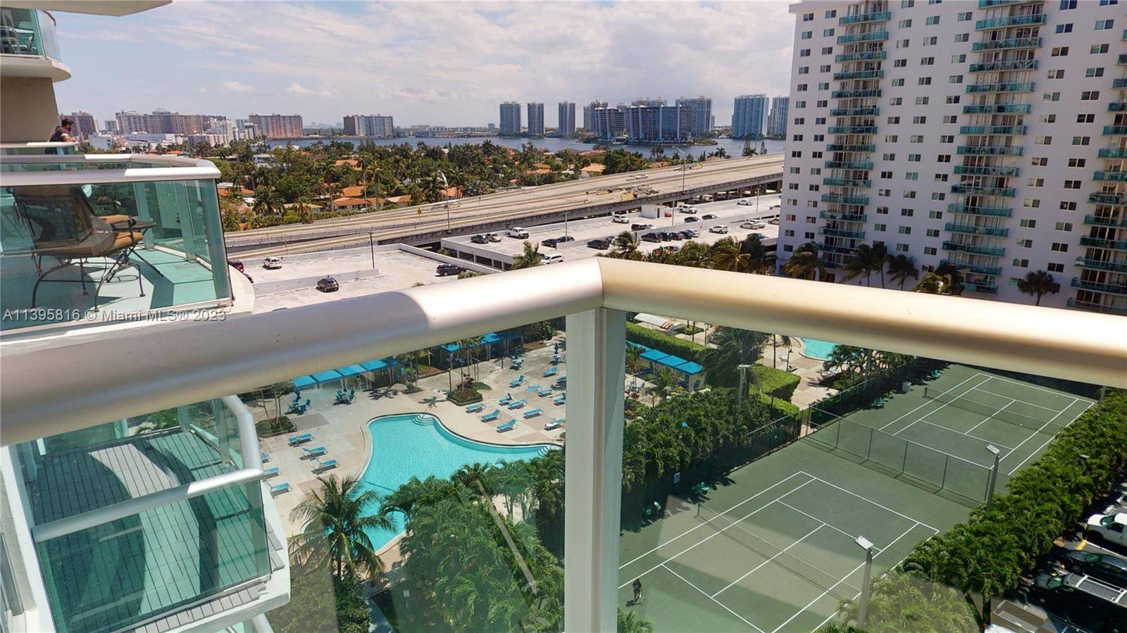 Sunny Isles Beach, FL 33160,19370 Collins Ave #1016