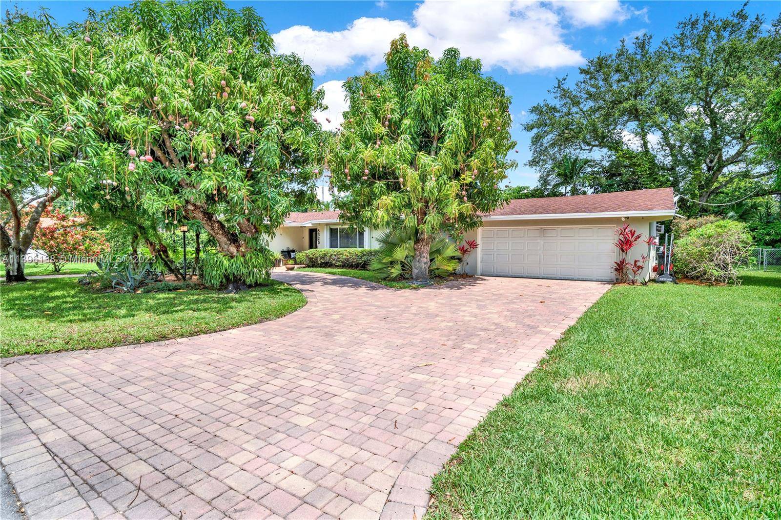 Palmetto Bay, FL 33158,8325 SW 150th Dr