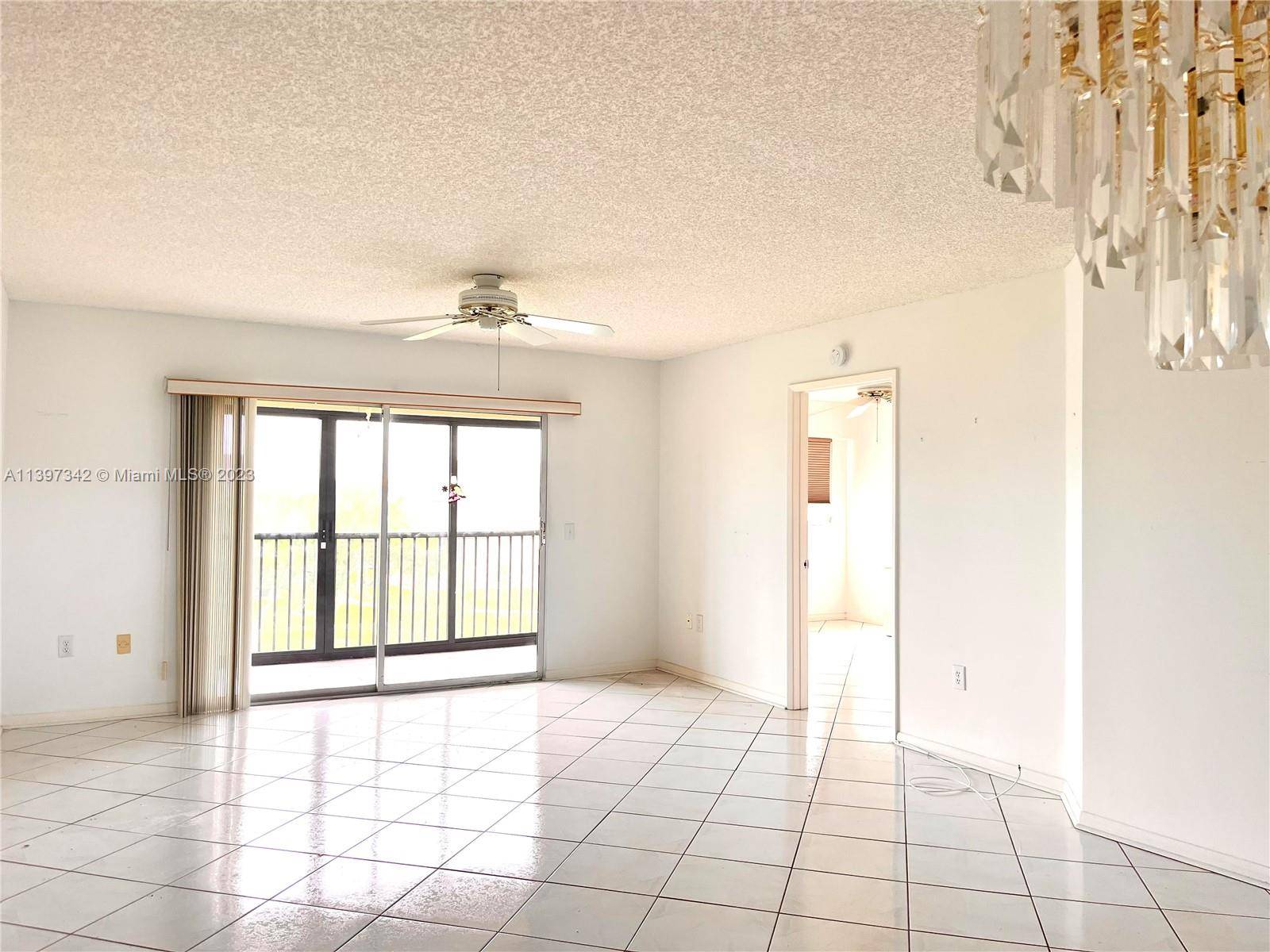 Pembroke Pines, FL 33027,12550 SW 15th St #413E