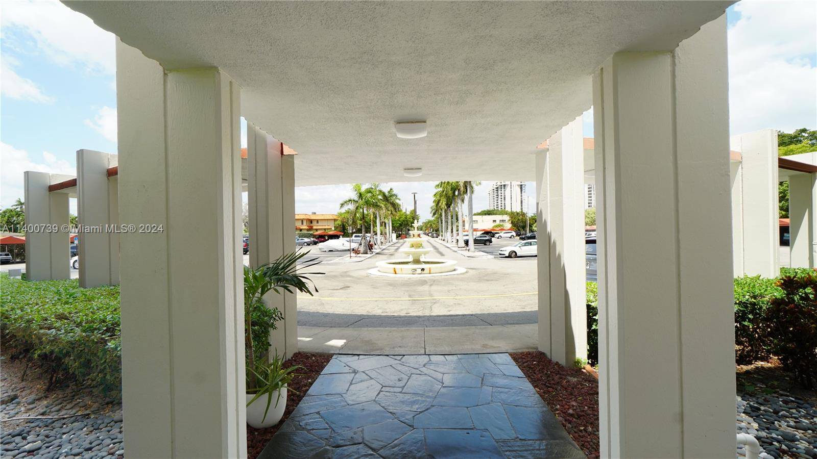 Miami Shores, FL 33138,1700 NE 105th St #310