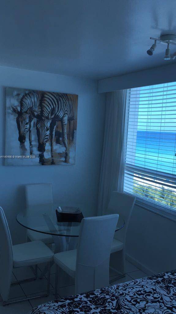 Miami Beach, FL 33140,5445 Collins Ave #635
