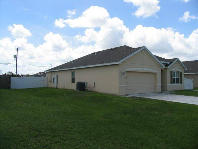 Port St. Lucie, FL 34983,773 NW Orchid St