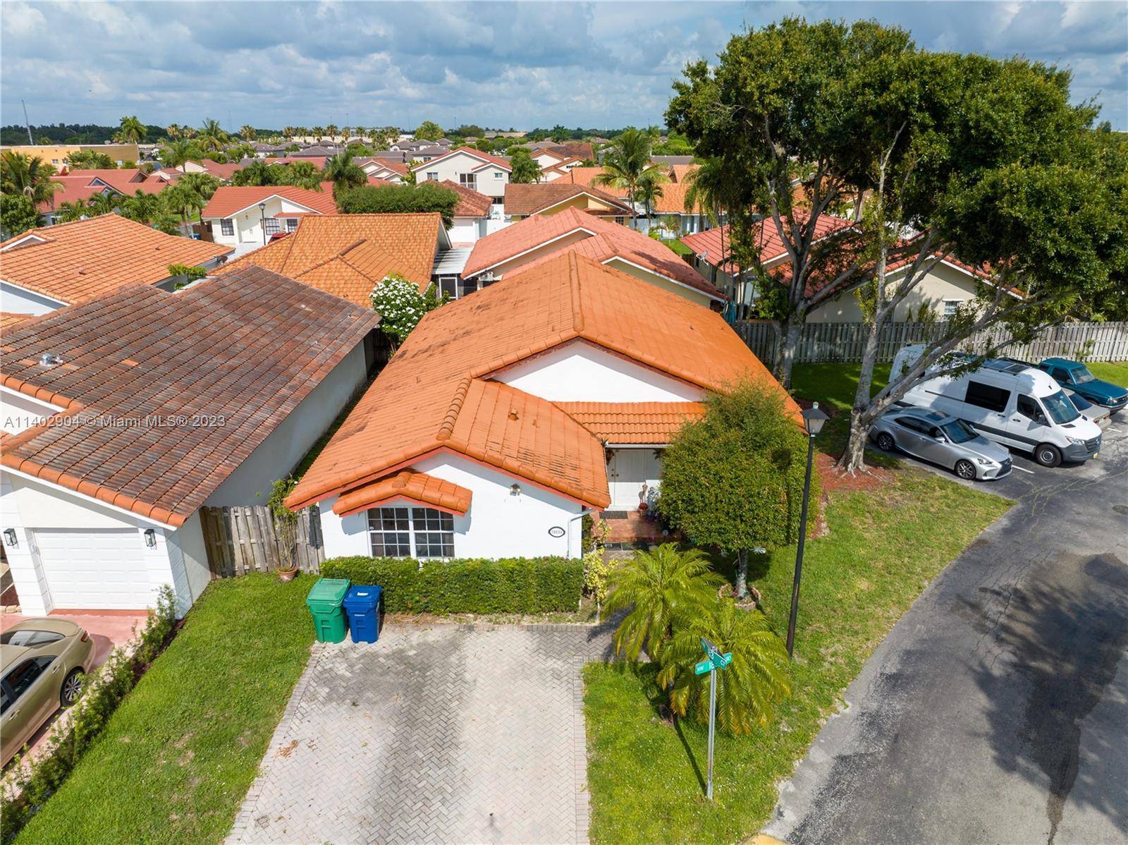 Hialeah, FL 33015,18834 NW 83rd Ct