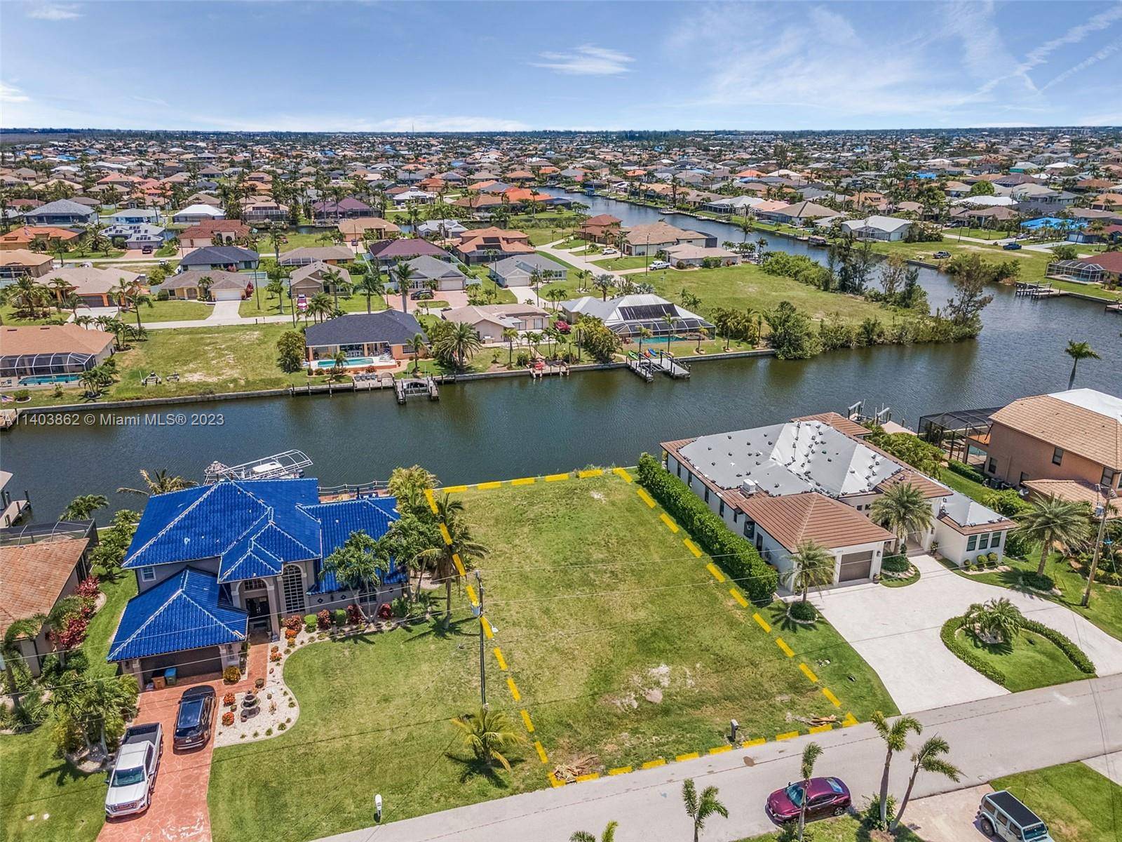 Cape Coral, FL 33914,2807 SW 35th Ln