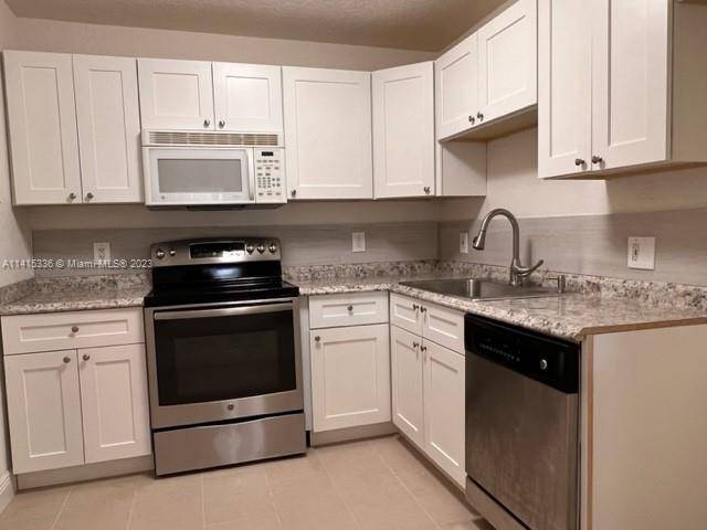 Deerfield Beach, FL 33441,770 SE 2nd Ave #E208