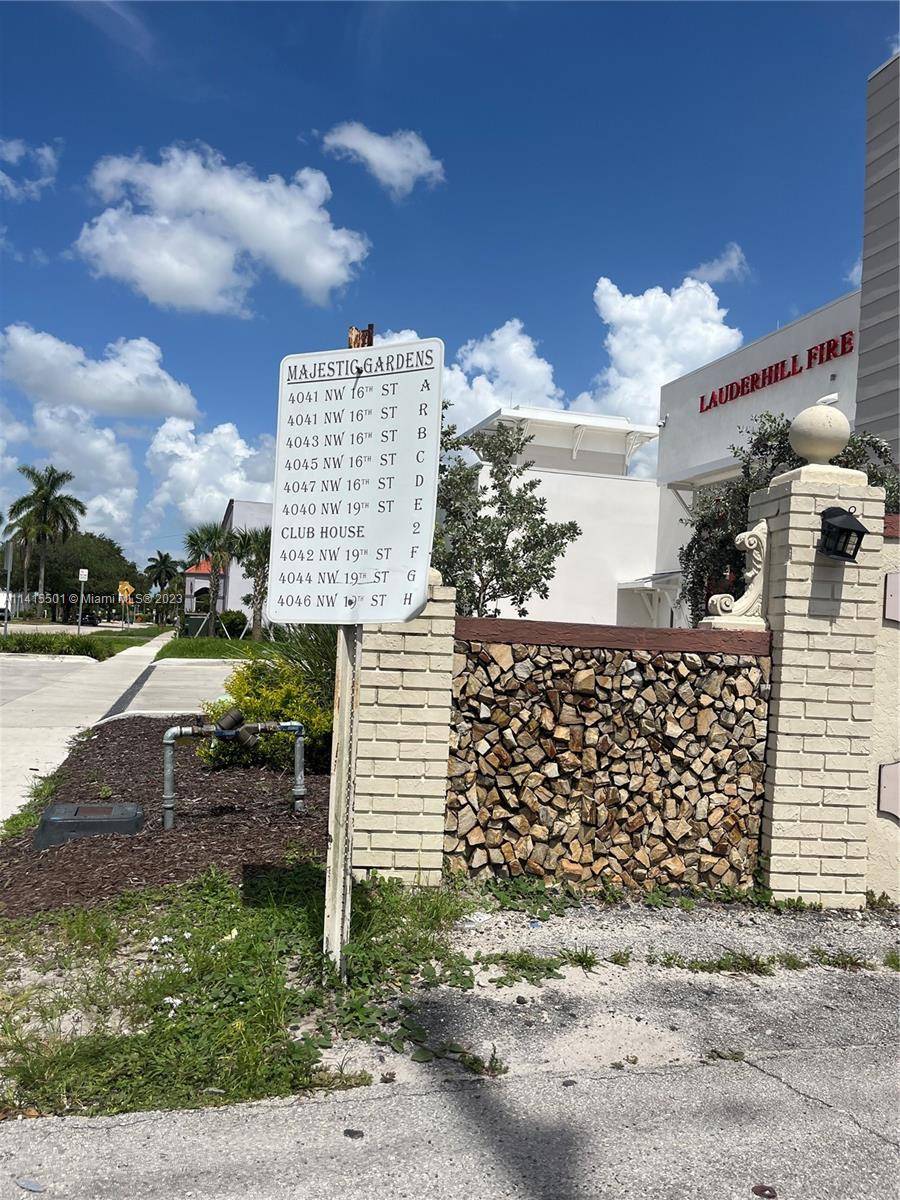 Lauderhill, FL 33313,4040 NW 19th St #102