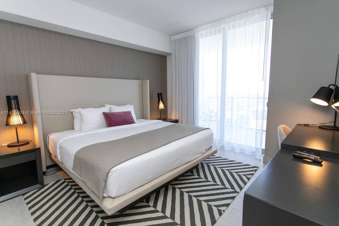 Hollywood, FL 33019,4010 S Ocean Dr #1201