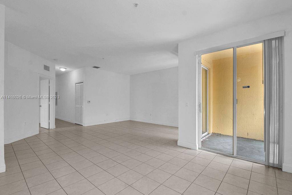 Royal Palm Beach, FL 33414,2028 Shoma Dr #2028
