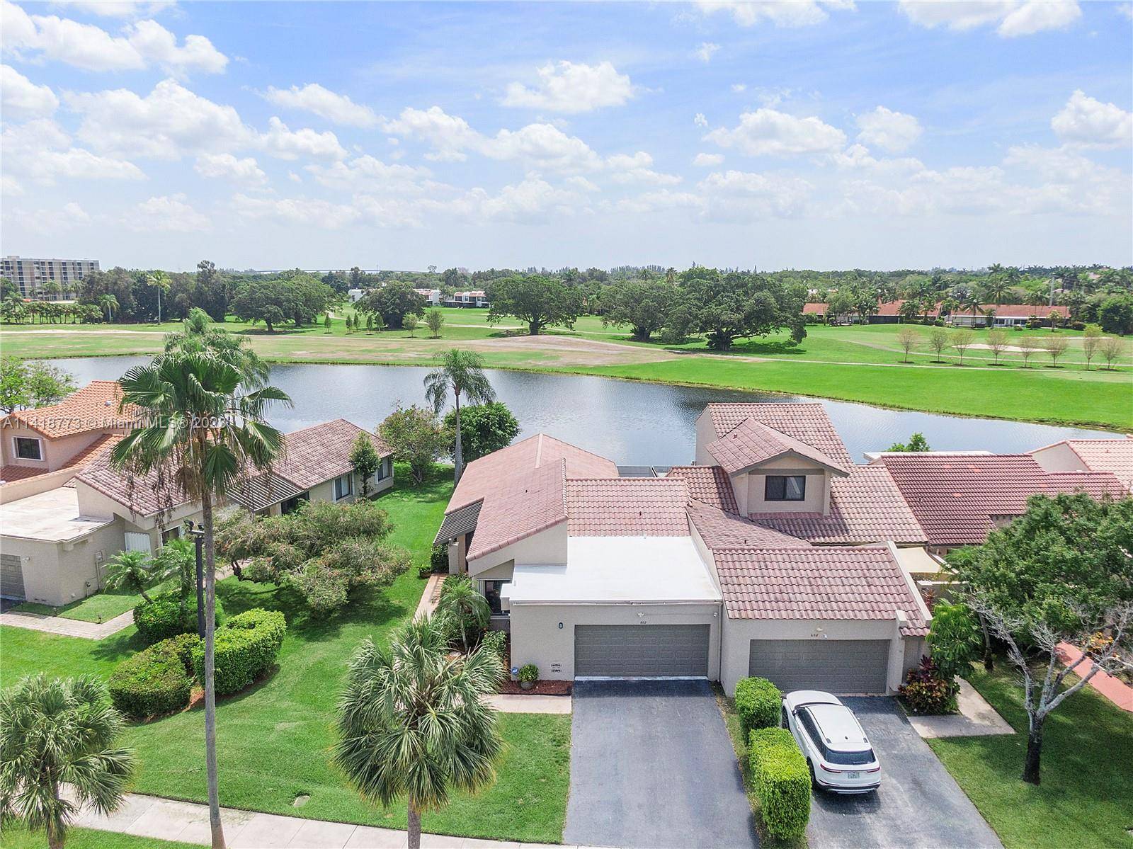 Weston, FL 33326,602 Village Lake Dr #602