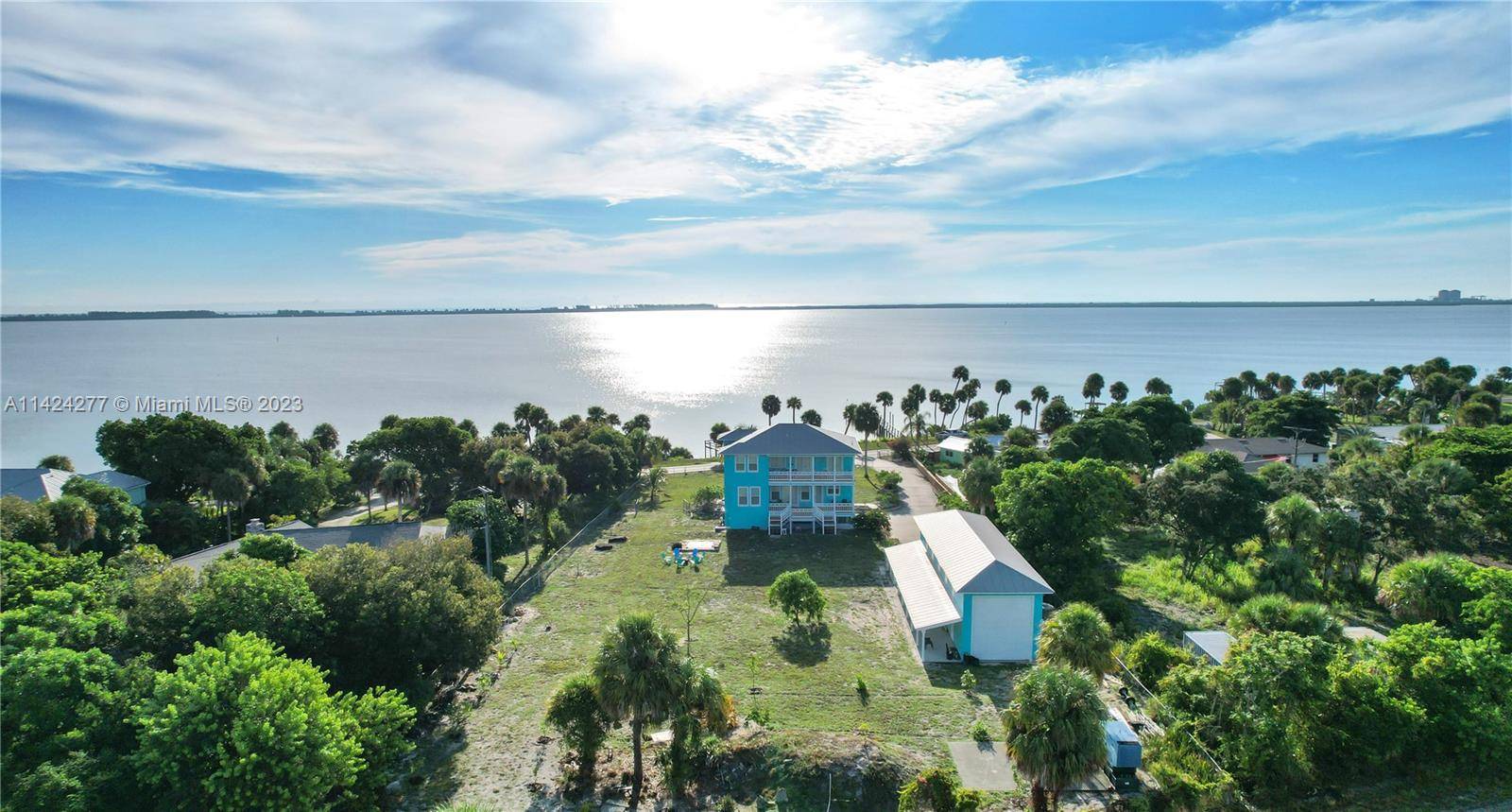 Fort Pierce, FL 34982,5202 S Indian River Drive S