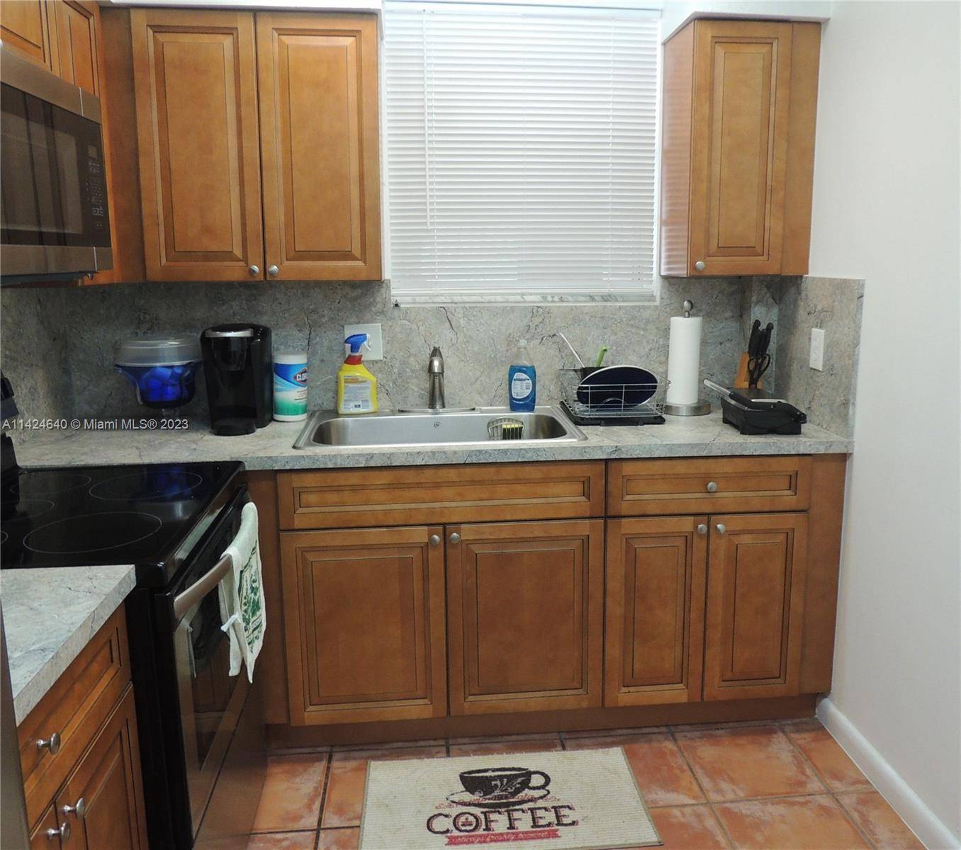 Hollywood, FL 33021,1400 Tallwood Ave #105