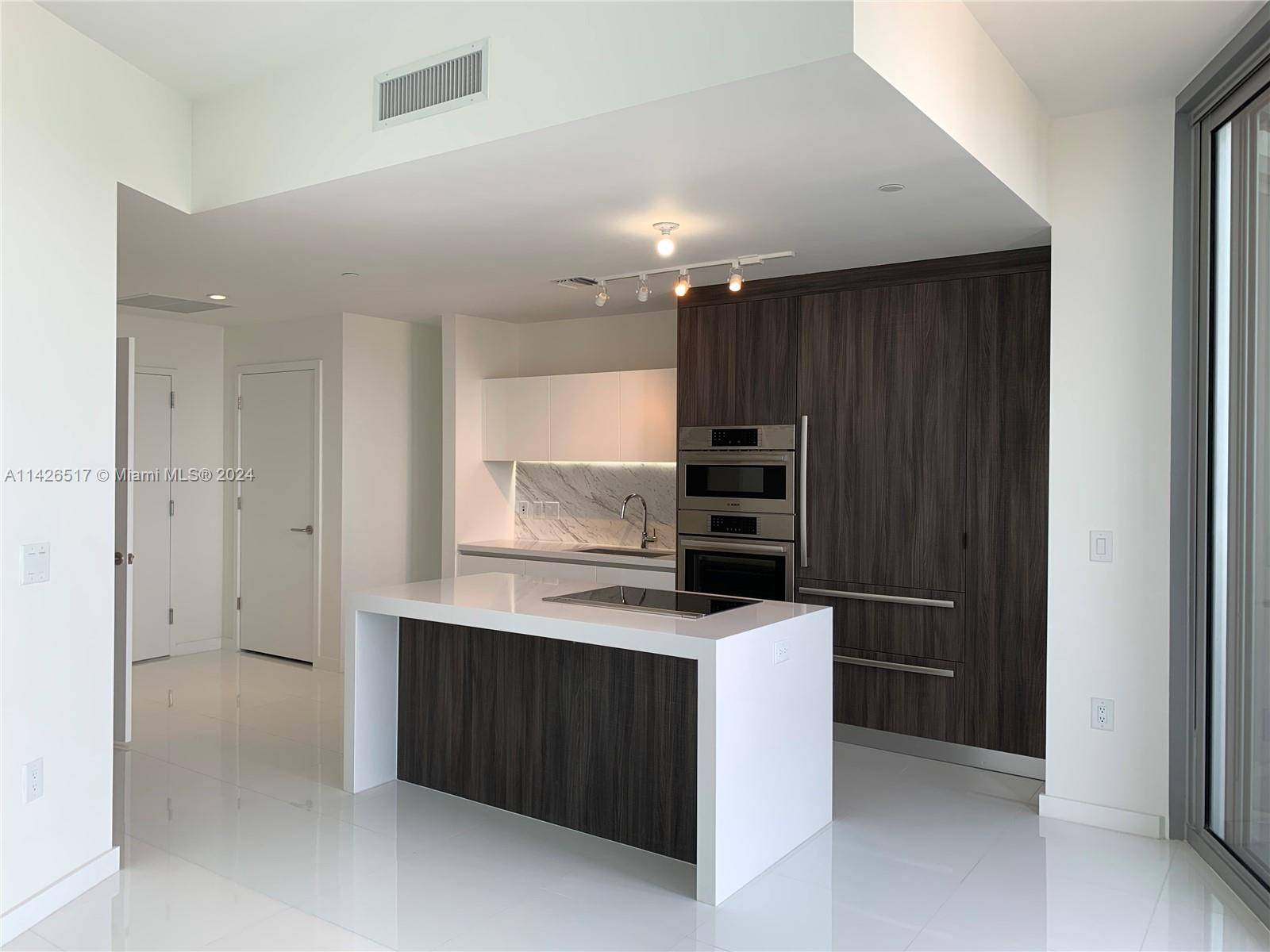 Miami, FL 33132,851 NE 1st Ave #2702