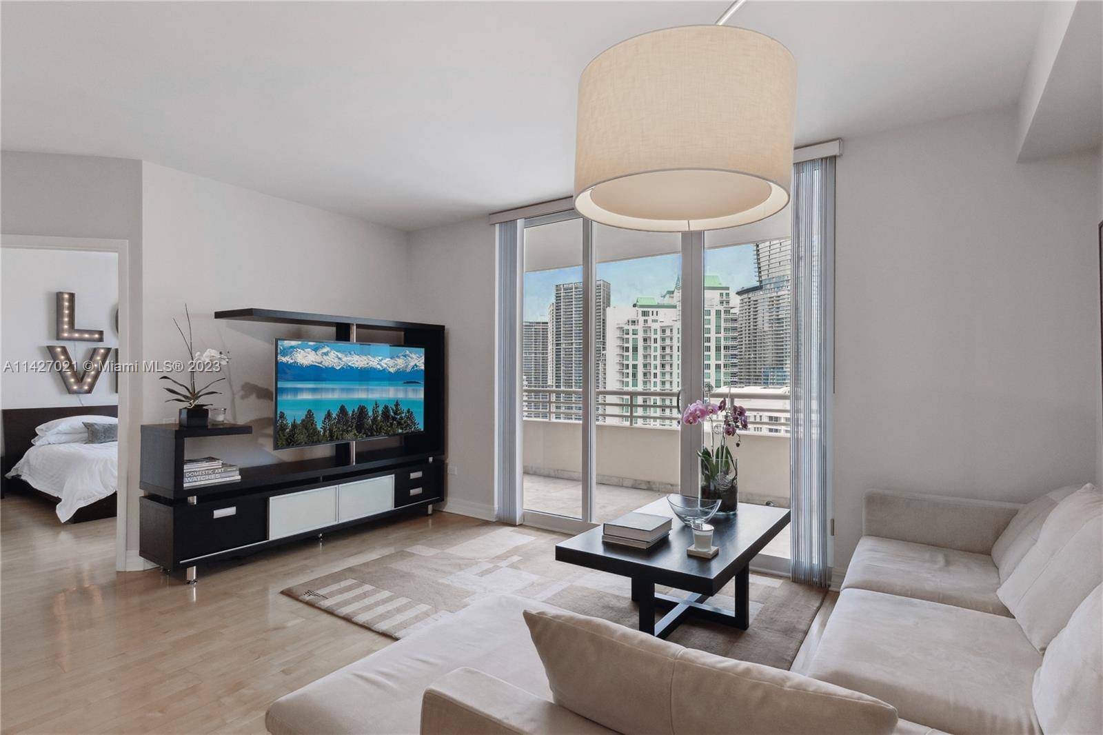 Miami, FL 33131,808 Brickell Key Dr #3407