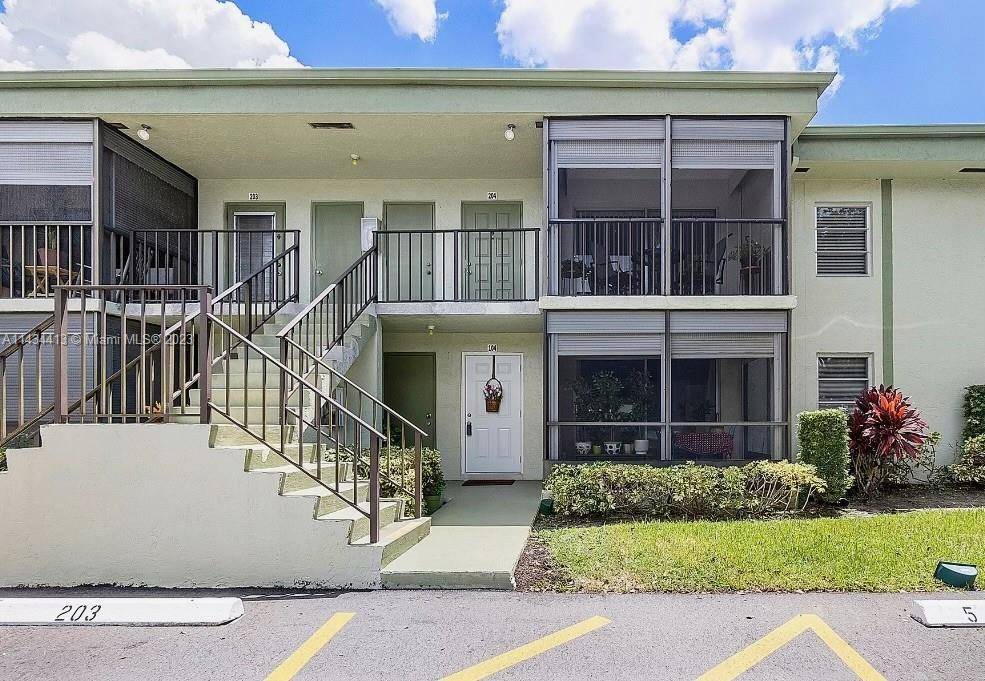 Delray Beach, FL 33446,7527 S Oriole Blvd #104