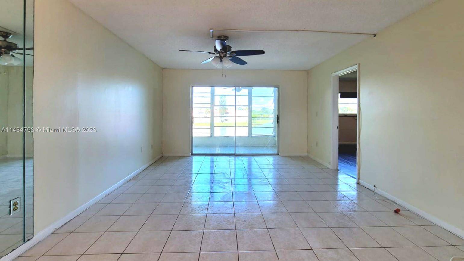 Sunrise, FL 33322,2931 E Sunrise Lakes Dr #304