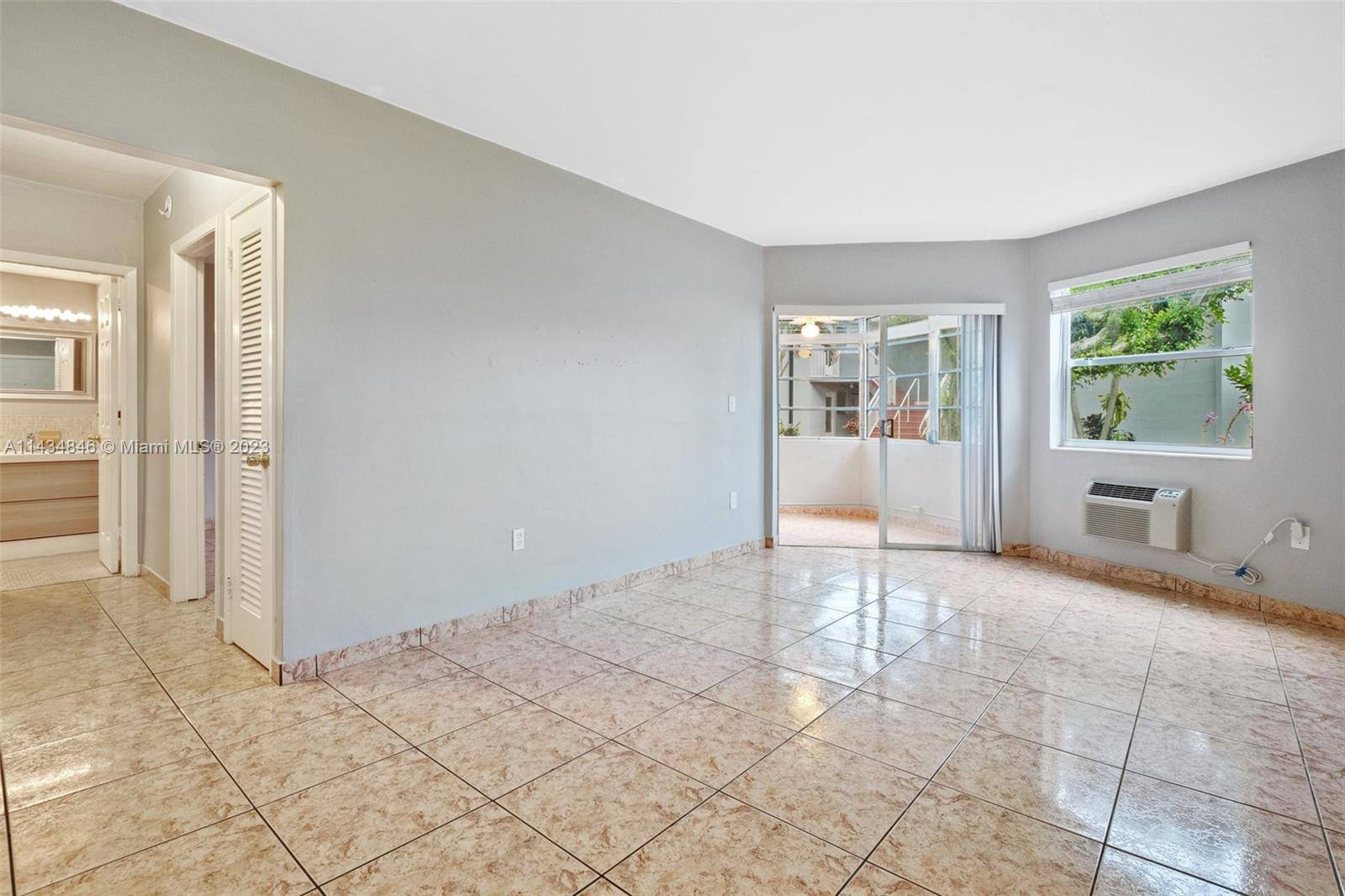 Miami, FL 33179,1663 NE Miami Gardens Dr #141