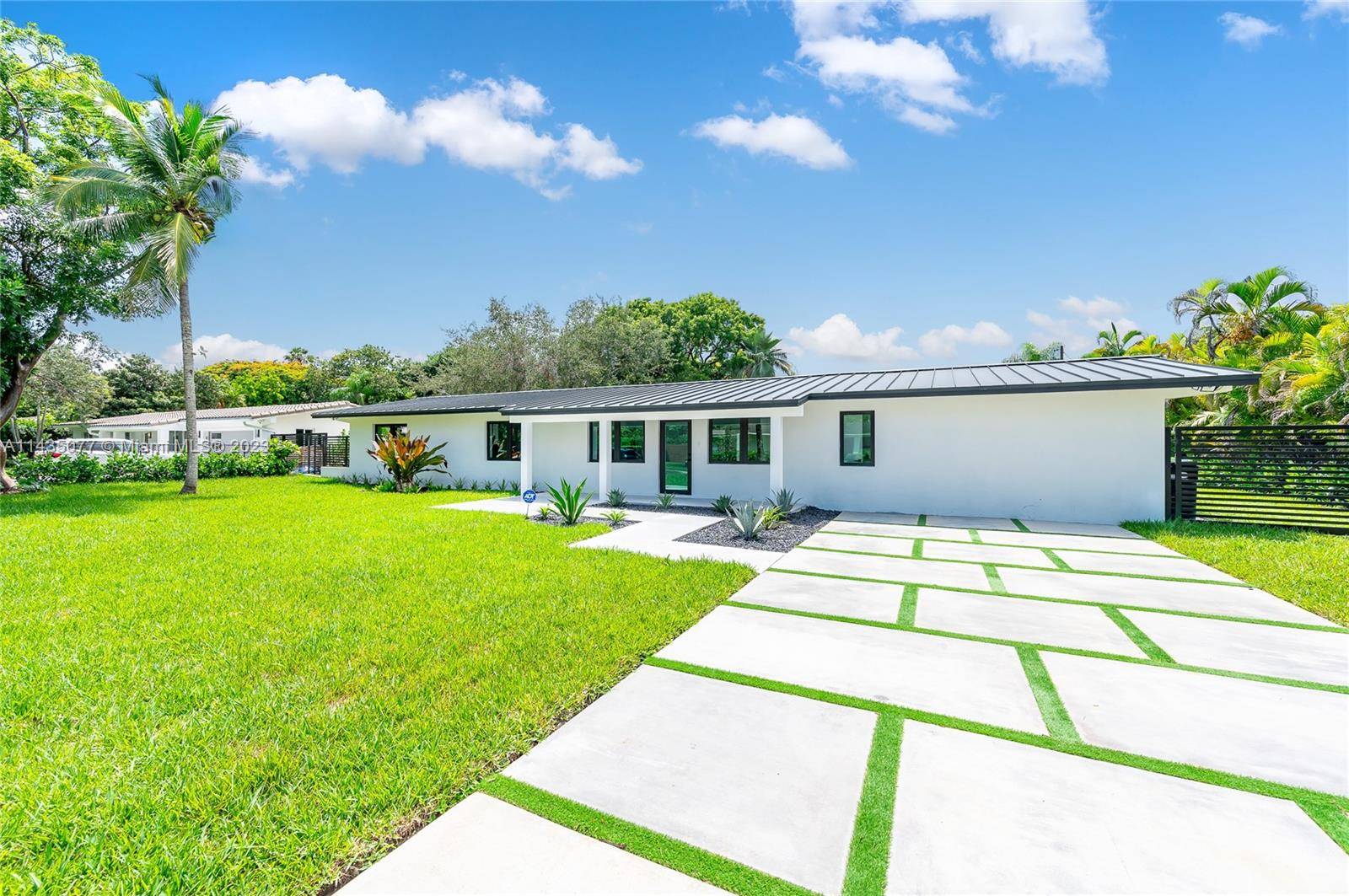 Pinecrest, FL 33156,13020 SW 82nd Ct