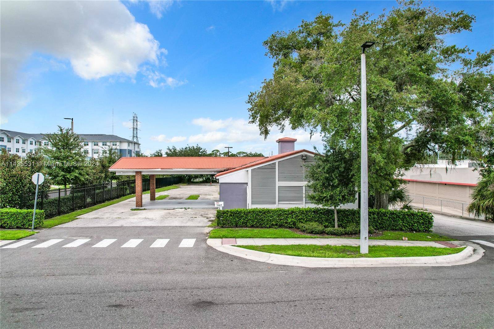Orlando, FL 32808,5404 Silver Star Rd.