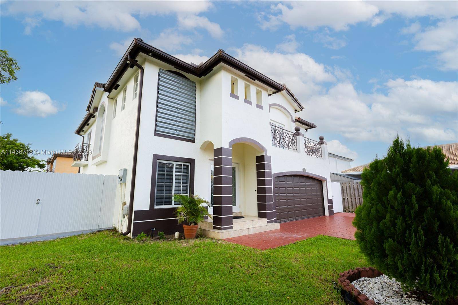 Miami, FL 33177,17607 SW 146th Ave