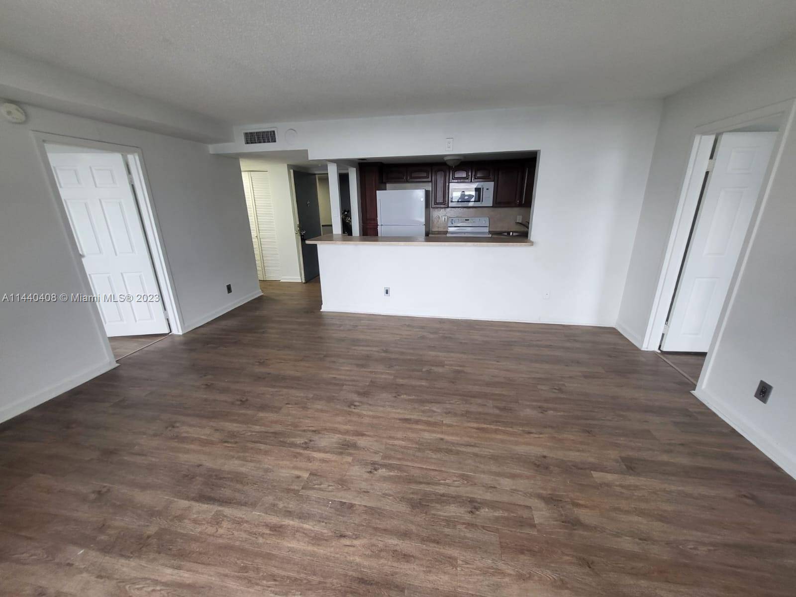 North Miami, FL 33181,13499 Biscayne Blvd #1408