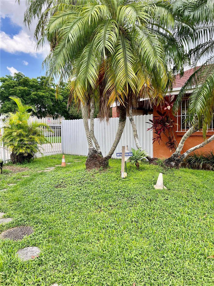 Miami, FL 33186,14691 SW 108th St