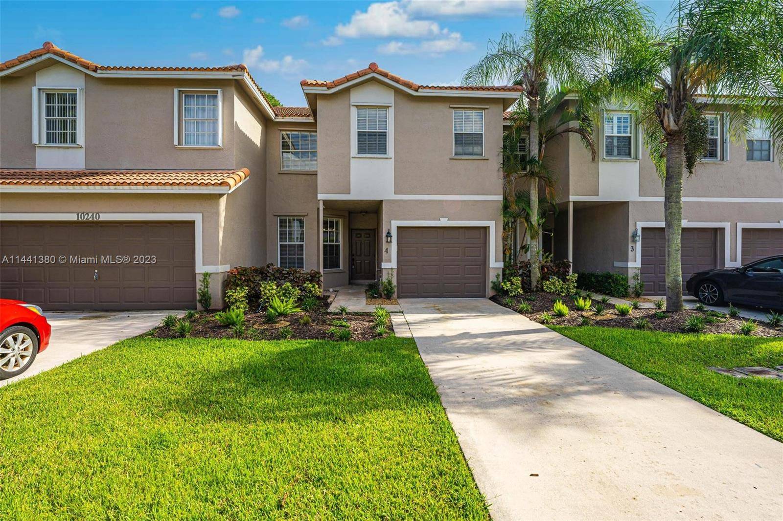 Boca Raton, FL 33428,10240 Via Hibiscus #4