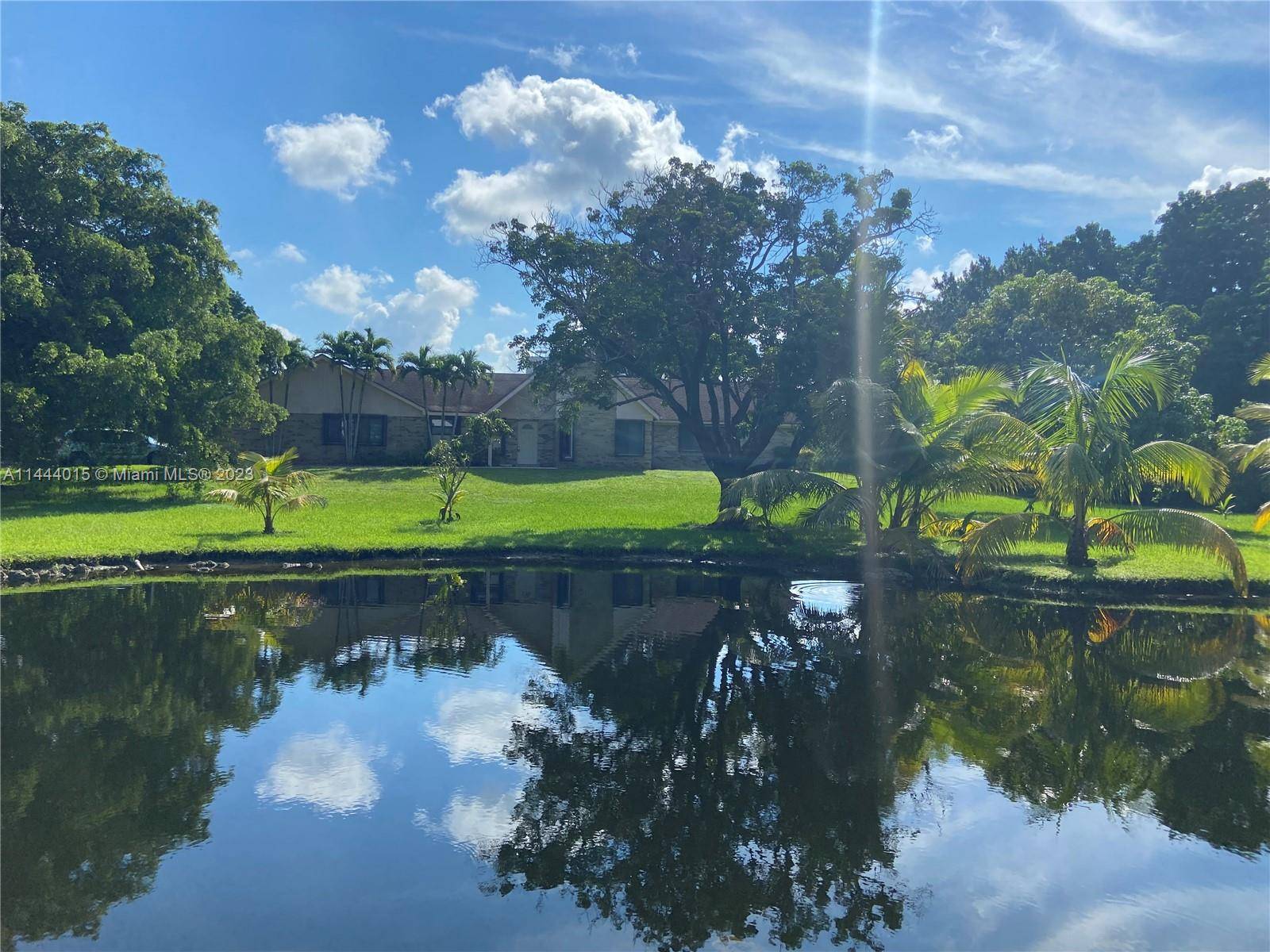 Southwest Ranches, FL 33330,7150 Holatee Trl