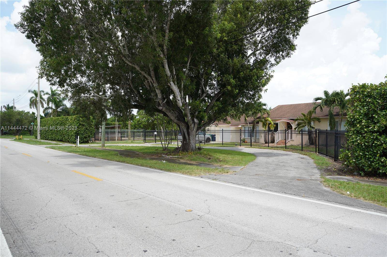 Homestead, FL 33031,15875 SW 280th St