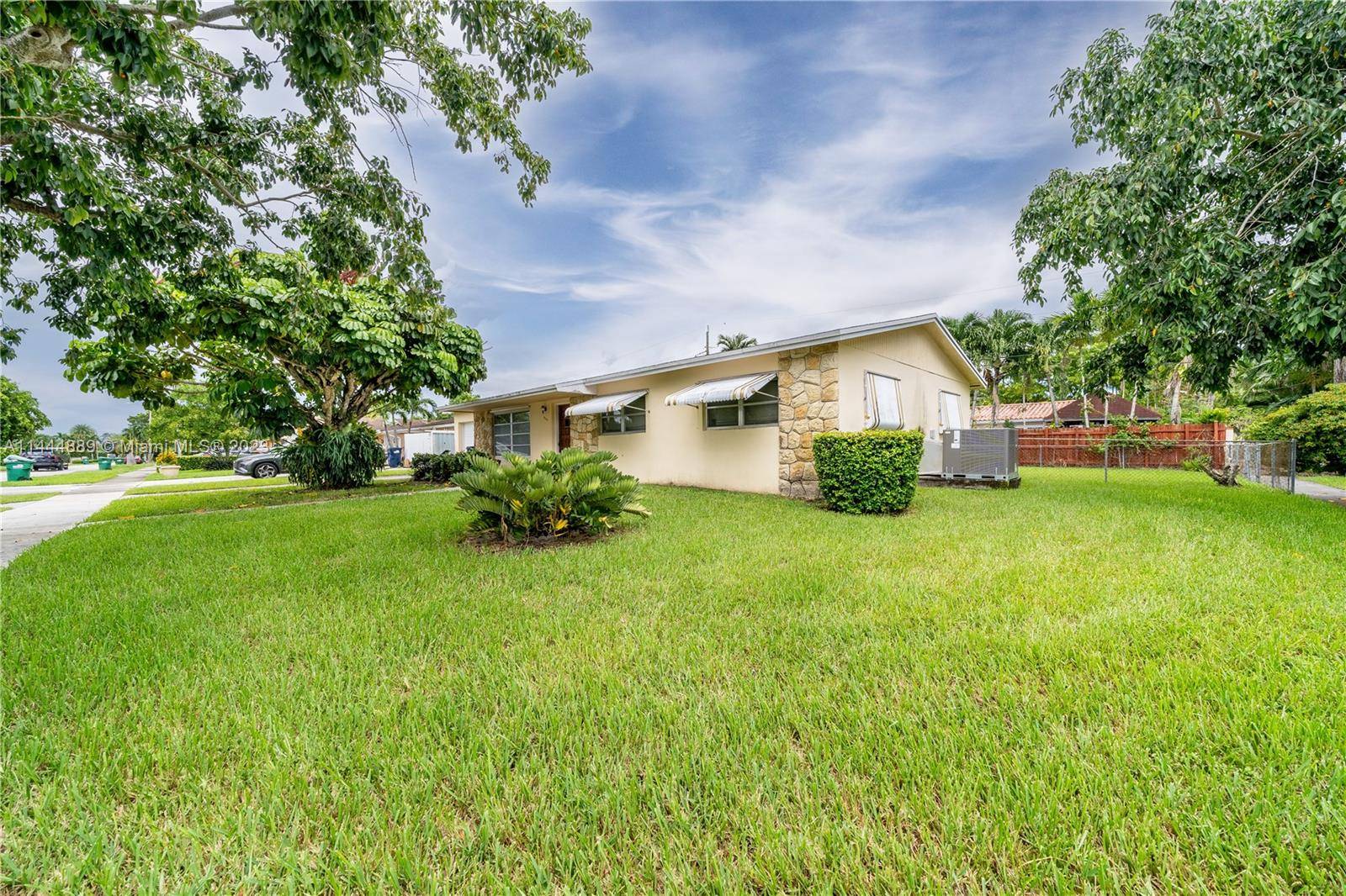 Miami, FL 33175,4025 SW 125th Ave