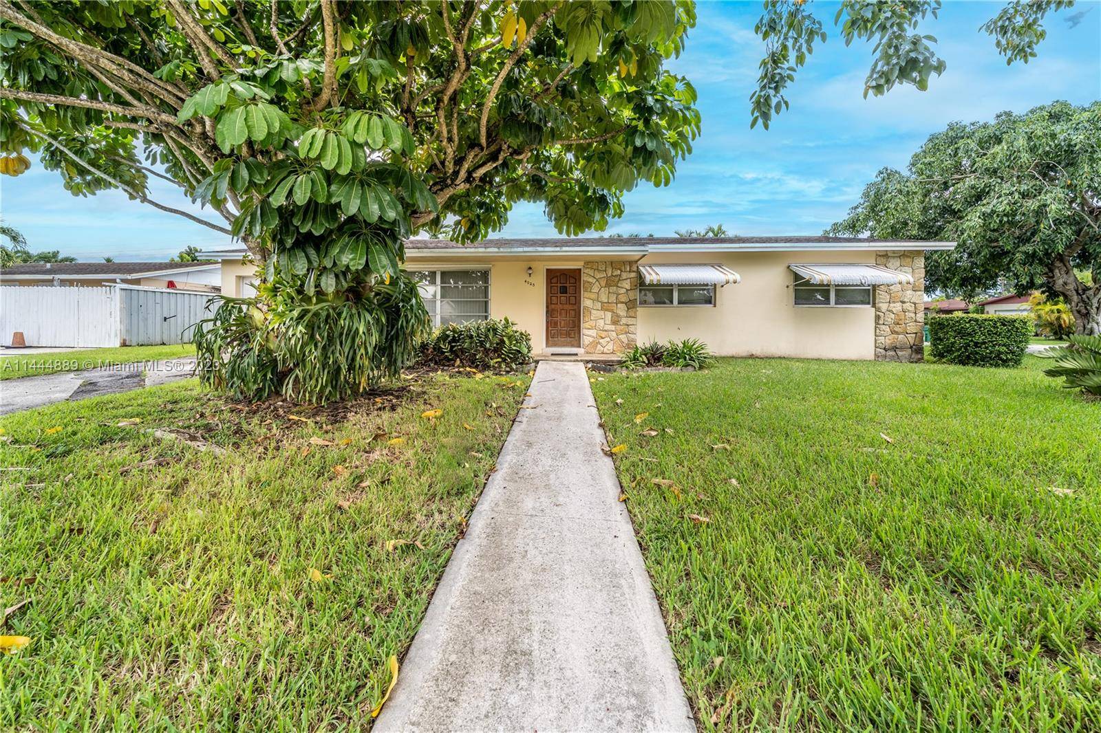 Miami, FL 33175,4025 SW 125th Ave