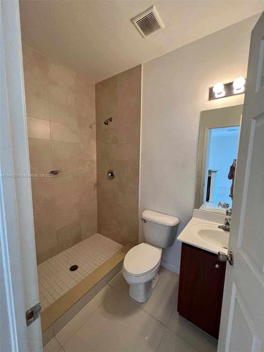 Miami, FL 33193,7046 SW 166th Pl #7046