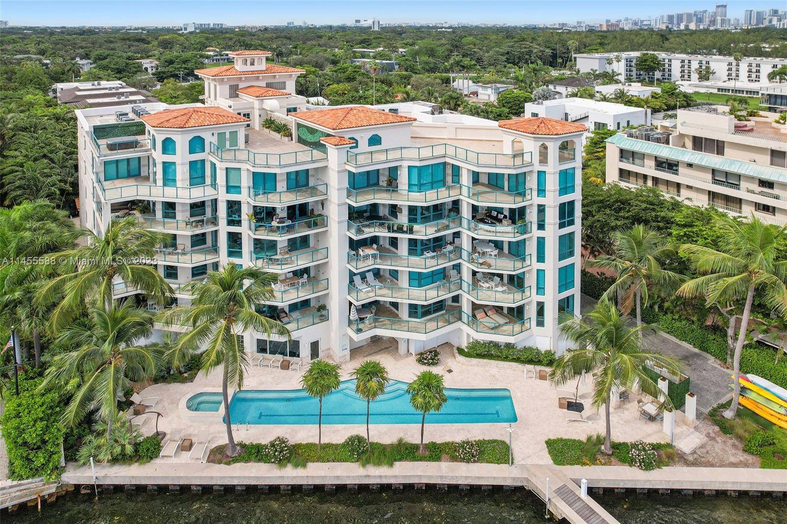 Miami, FL 33133,1660 W Glencoe St #101