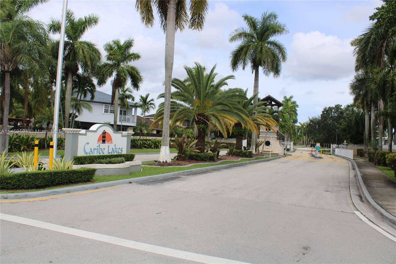 Miami, FL 33185,15335 SW 41st Ter