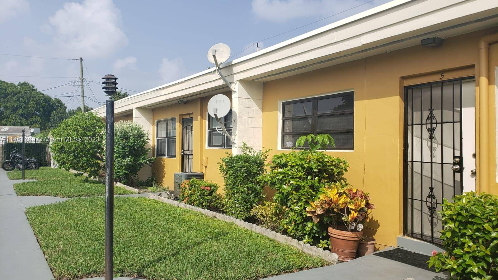 Hollywood, FL 33020,Address not disclosed