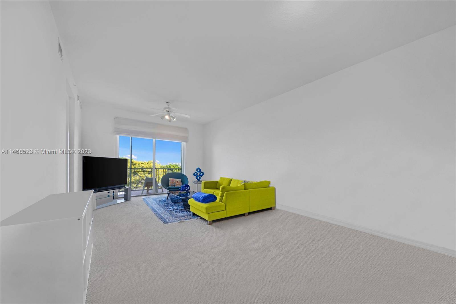 Pompano Beach, FL 33069,3600 Oaks Clubhouse Dr #401