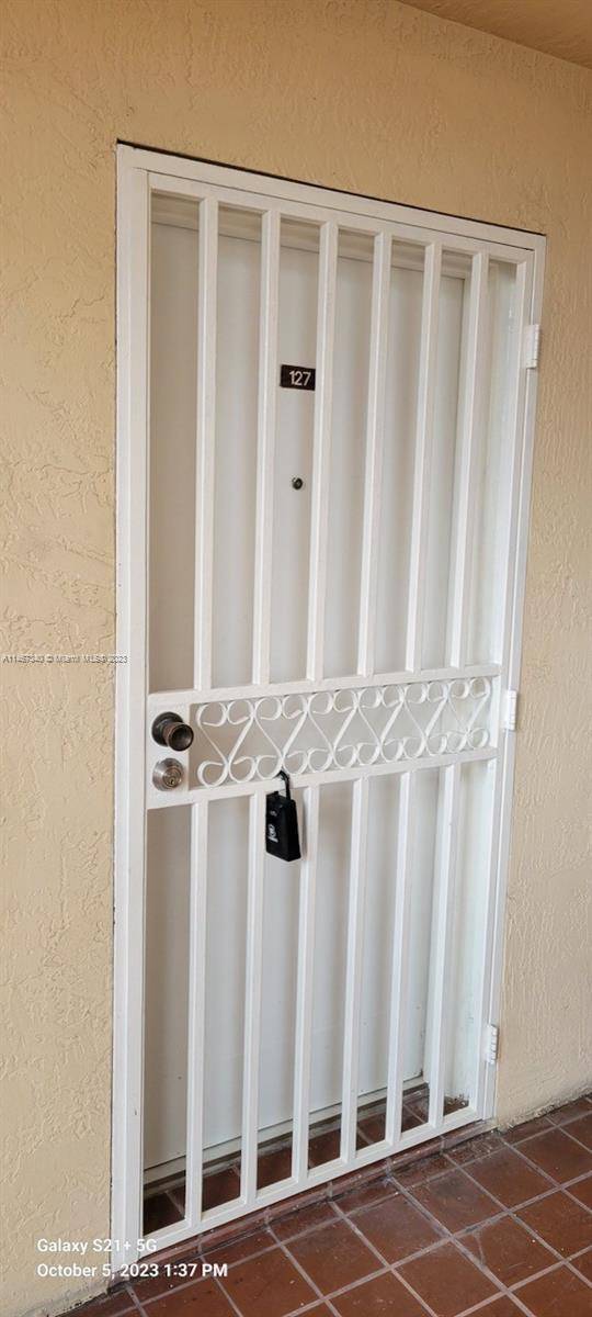 Miami, FL 33144,995 SW 84th Ave #127
