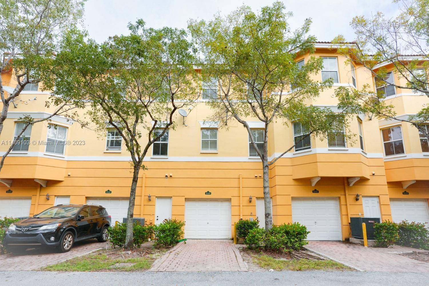 Royal Palm Beach, FL 33414,2150 Shoma Dr #226