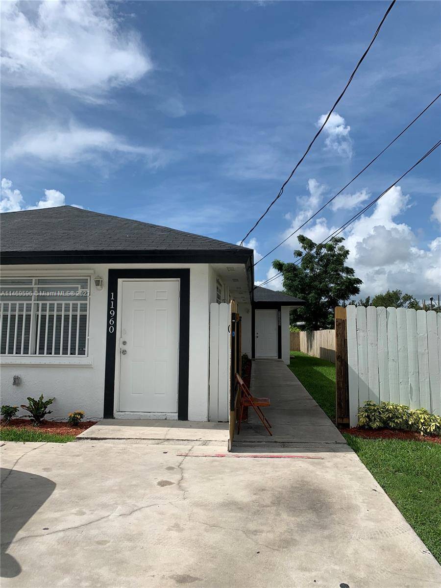 Miami, FL 33177,11960 SW 212th St