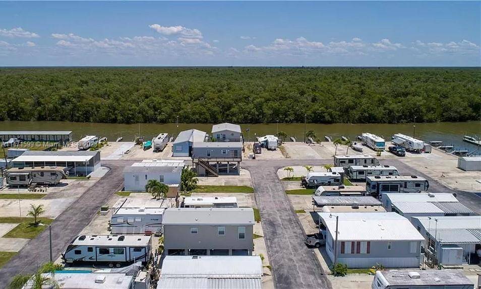 Everglades City, FL 34139,675 S Copeland Ave #13