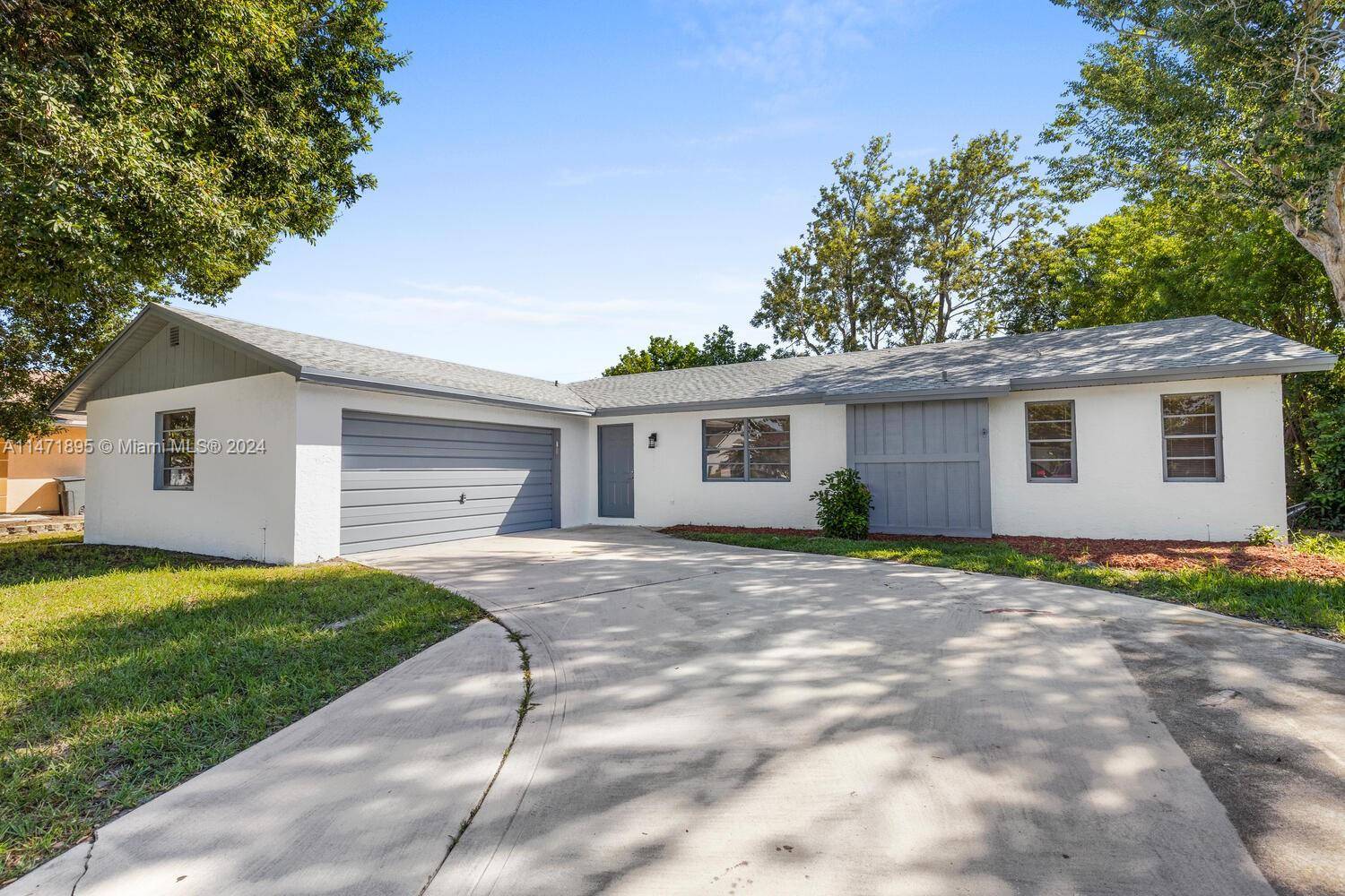 Port St. Lucie, FL 34983,622 SW Prado Ave
