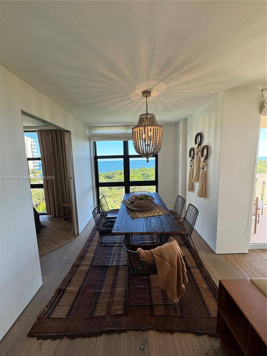 Key Biscayne, FL 33149,1121 Crandon Blvd #D608