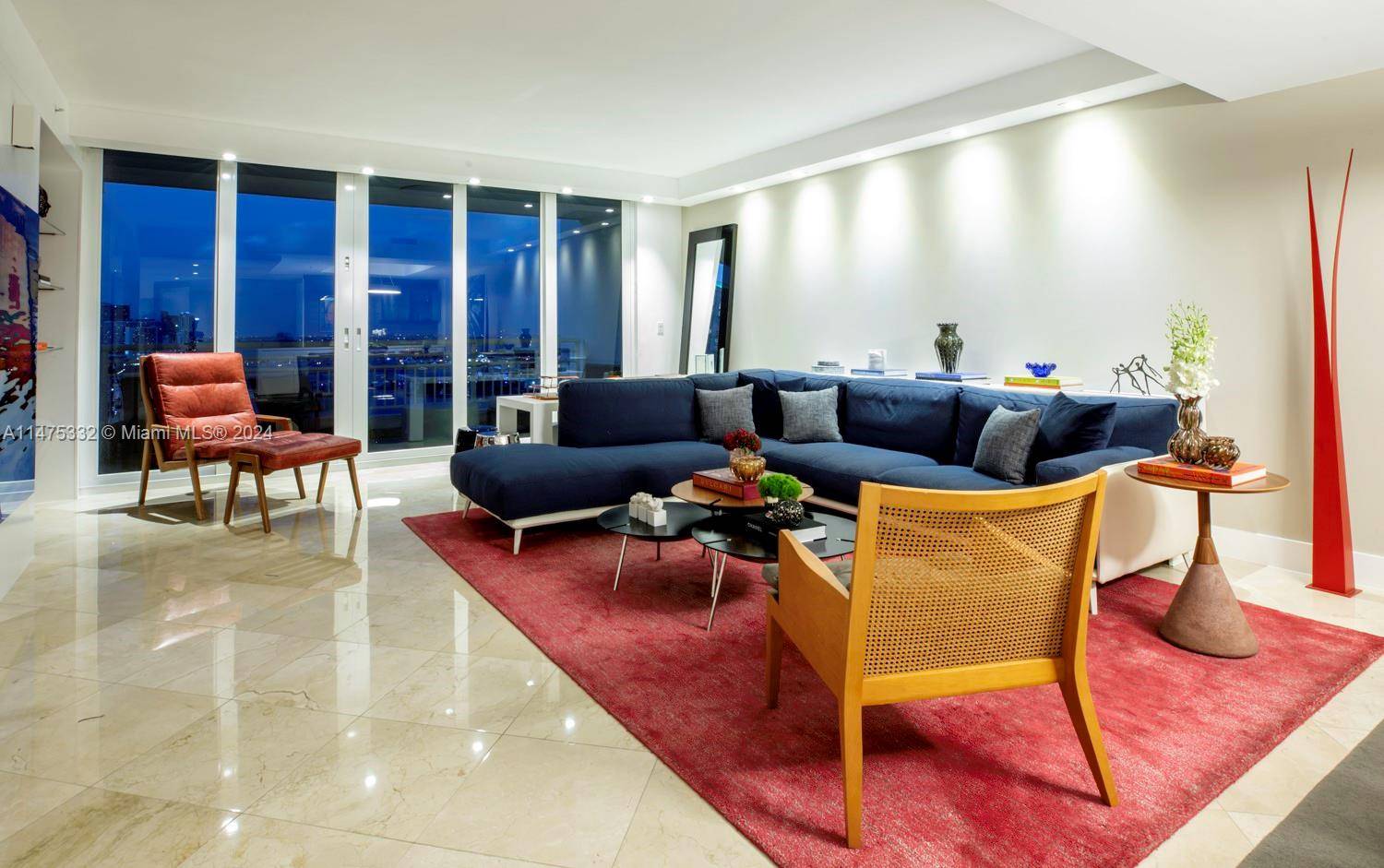 Miami, FL 33131,848 Brickell Key Dr #2606