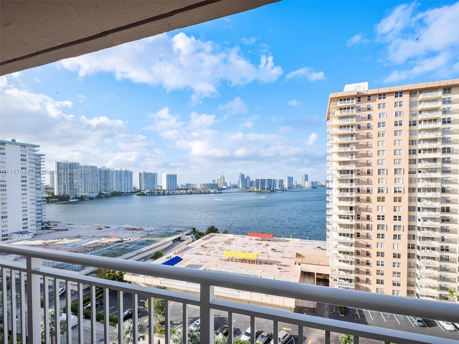 Sunny Isles Beach, FL 33160,250 174th St #1414