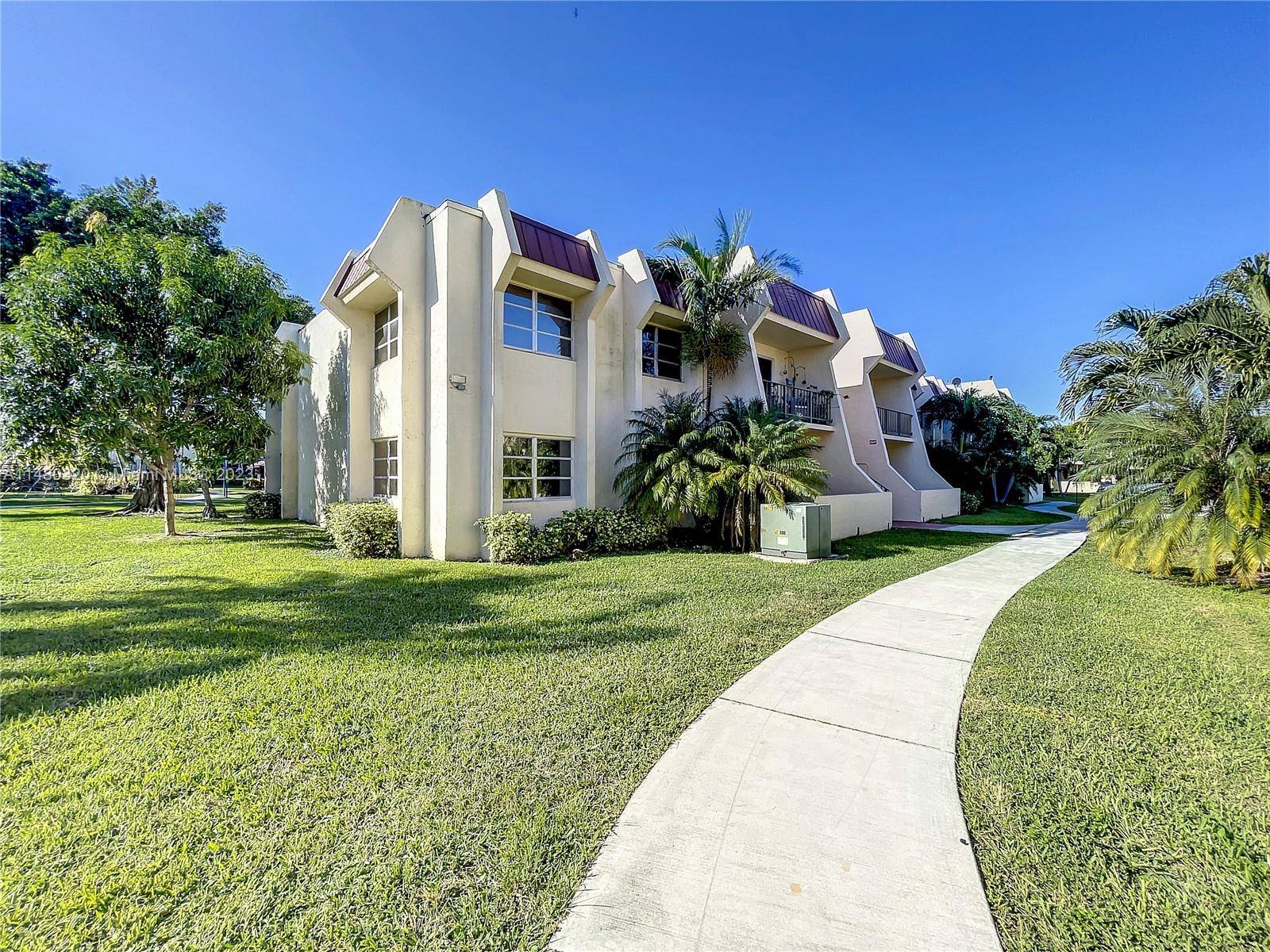 Miami, FL 33176,13811 SW 90th Ave #105H