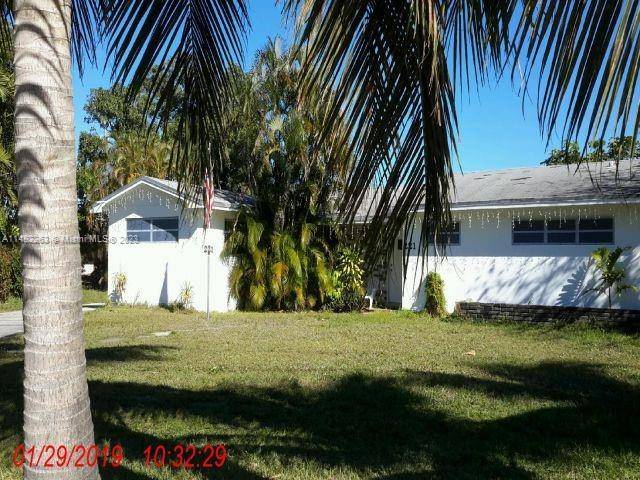 Hallandale Beach, FL 33009,221 SE 9th St