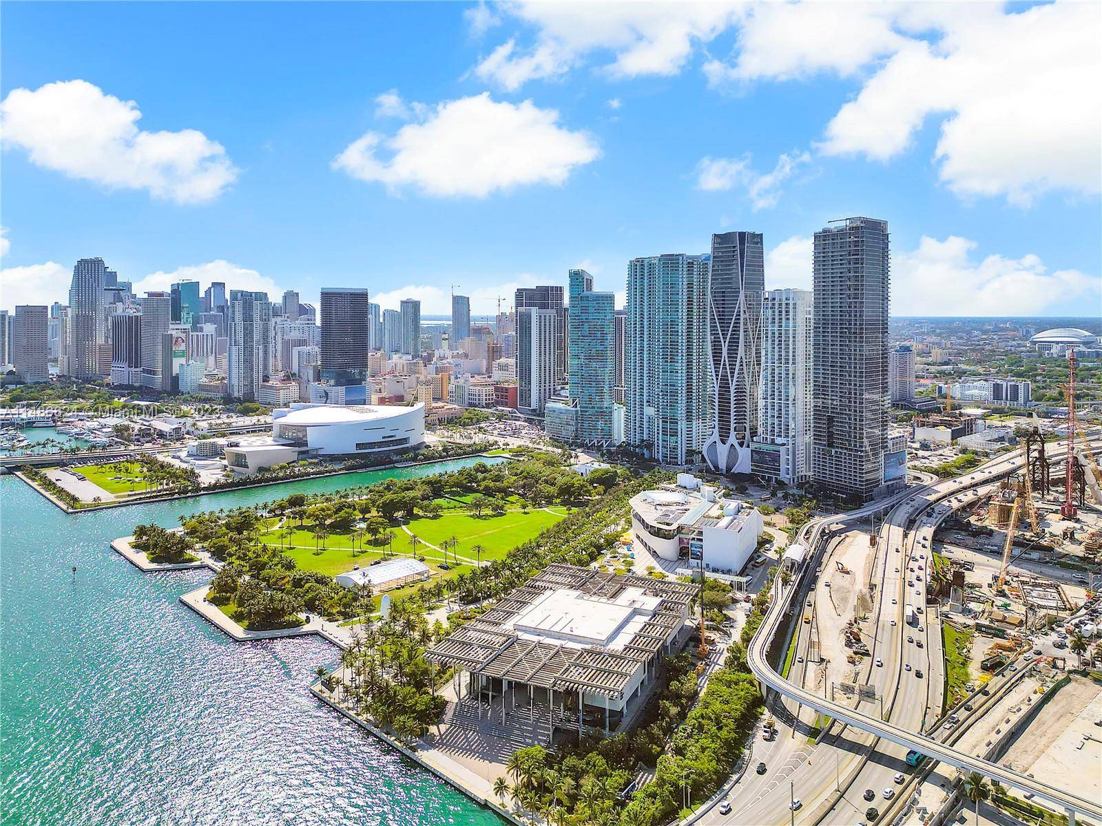 Miami, FL 33132,1100 Biscayne Blvd #2103