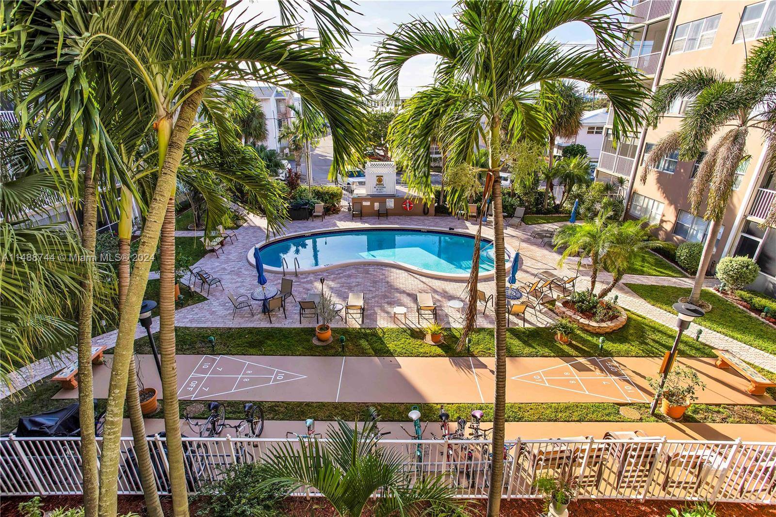 Lauderdale By The Sea, FL 33308,4117 Bougainvilla Dr #315