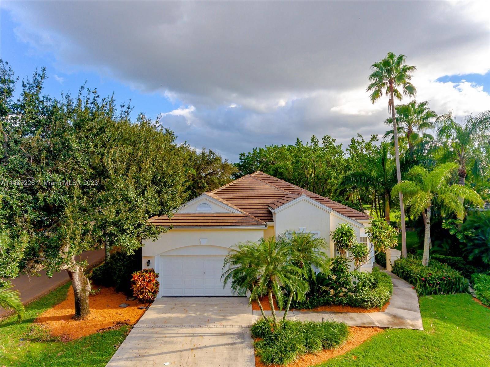 Weston, FL 33326,2195 Bay Ct