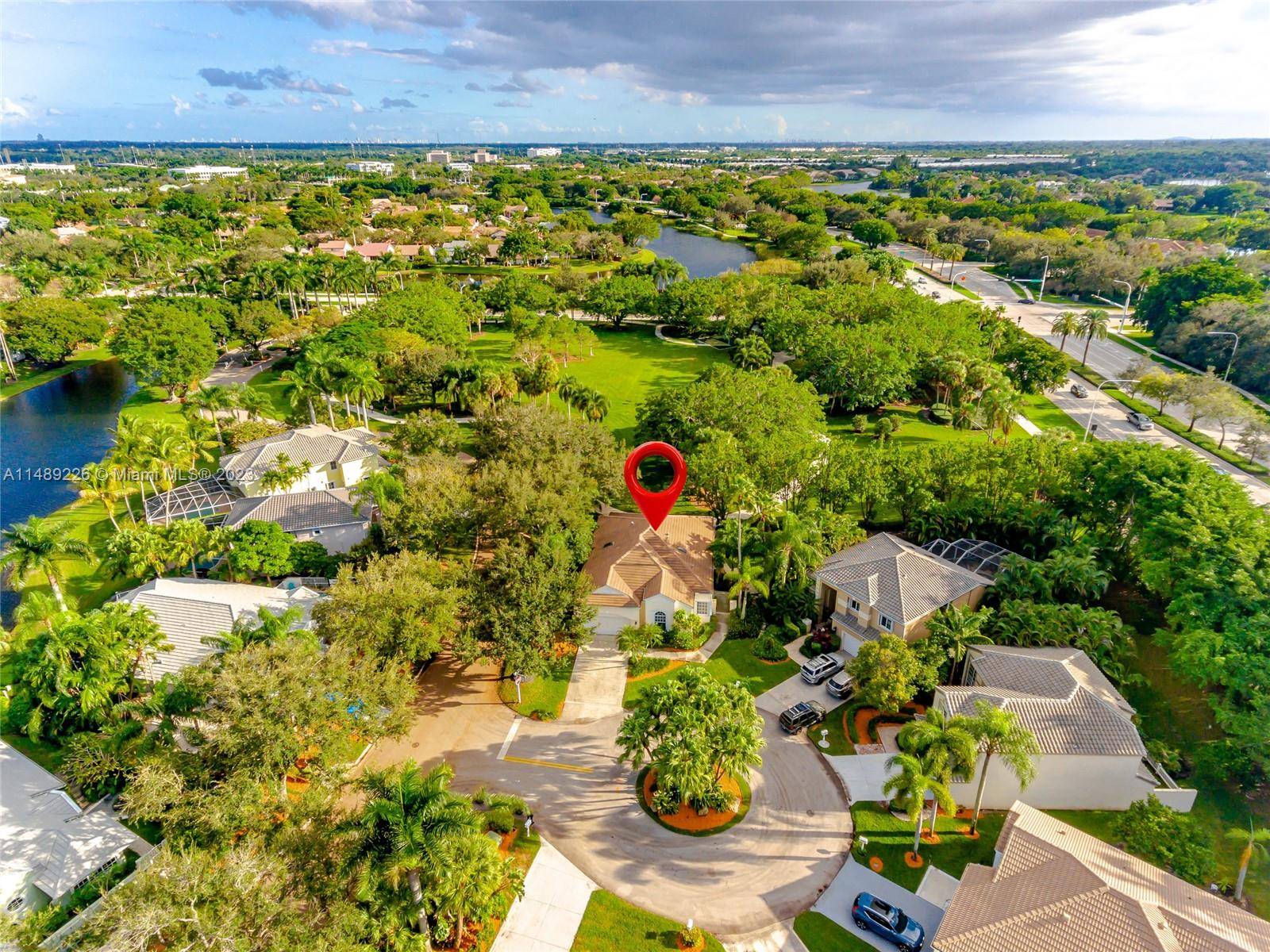 Weston, FL 33326,2195 Bay Ct
