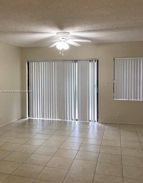 Sunrise, FL 33322,9999 Summerbreeze Dr #317